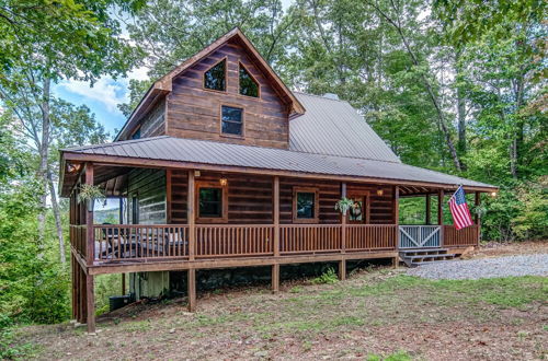 Foto 60 - Gorgeous & Secluded 3 BDR Cabin in Mineral Bluff