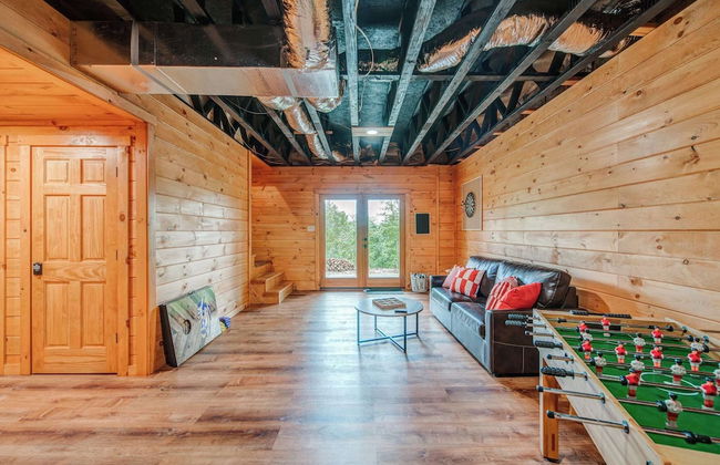Gorgeous & Secluded 3 BDR Cabin in Mineral Bluff! - Photo 34