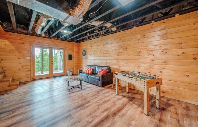 Gorgeous & Secluded 3 BDR Cabin in Mineral Bluff! - Photo 32