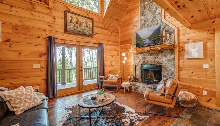 Foto 1 - Gorgeous & Secluded 3 BDR Cabin in Mineral Bluff