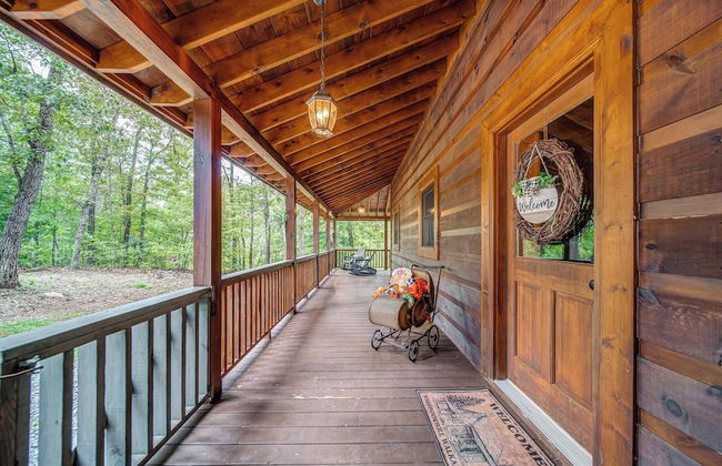 Gorgeous & Secluded 3 BDR Cabin in Mineral Bluff! - Photo 56