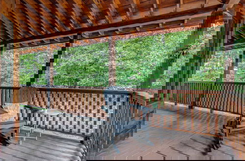 Foto 54 - Gorgeous & Secluded 3 BDR Cabin in Mineral Bluff!
