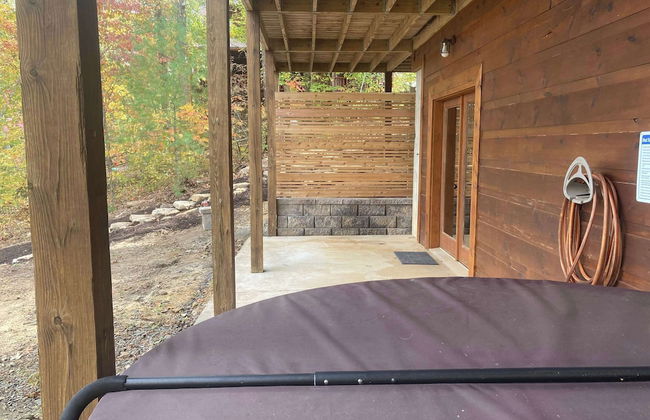 Gorgeous & Secluded 3 BDR Cabin in Mineral Bluff! - Photo 57