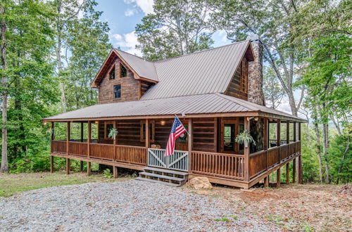 Foto 58 - Gorgeous & Secluded 3 BDR Cabin in Mineral Bluff