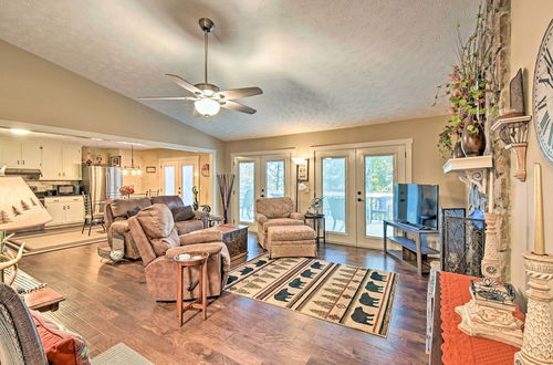 Photo 15 - Comfy Jasper Getaway w/ Community Amenities