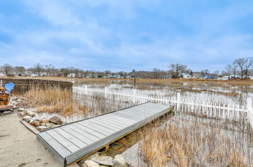 Photo 12 - Bright Milford Beach House w/ Outdoor Shower