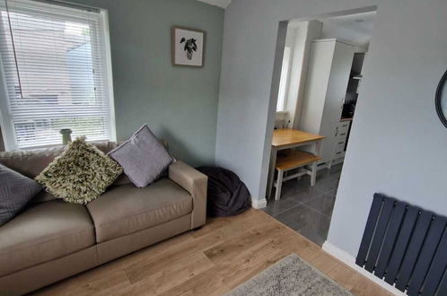 Photo 4 - Captivating 2-bed Apartment in Tenby