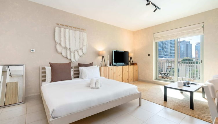 Photo 1 - Stylish Studio Apartment w/ Patio, Downtown Dubai