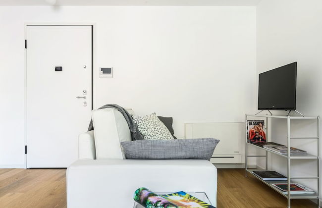 JOIVY Stylish 1-Bedroom Flat - Photo 13