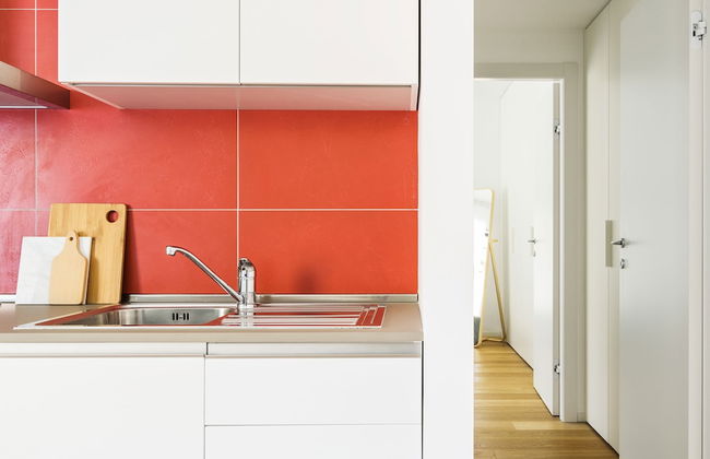 JOIVY Stylish 1-Bedroom Flat - Photo 11