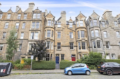 Photo 32 - JOIVY 3-Bed Meadows Flat Near Castle & Royal Mile