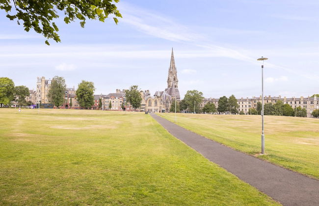 JOIVY 3-Bed Meadows Flat Near Castle & Royal Mile - Foto 28