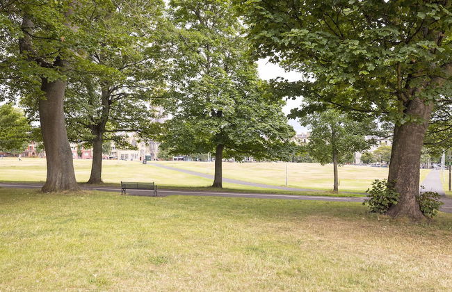 JOIVY 3-Bed Meadows Flat Near Castle & Royal Mile - Foto 30