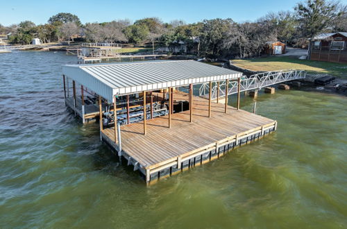 Foto 20 - Possum Kingdom Lake House w/ Shared Dock & Hot Tub