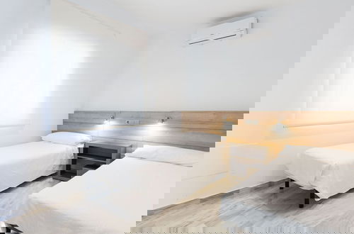 Foto 22 - Artola in Marbella With 4 Bedrooms and 3 Bathrooms