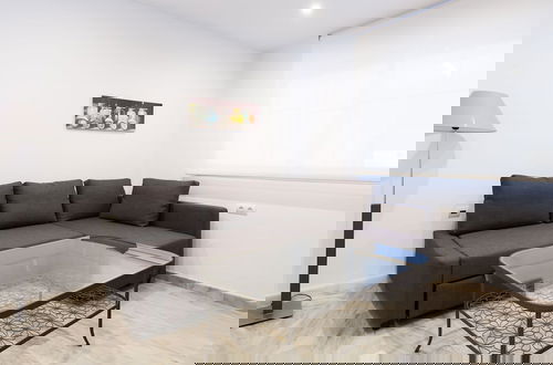 Foto 28 - Artola in Marbella With 4 Bedrooms and 3 Bathrooms