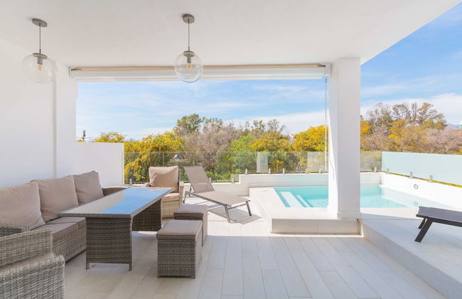 Artola in Marbella With 4 Bedrooms and 3 Bathrooms - Photo 32