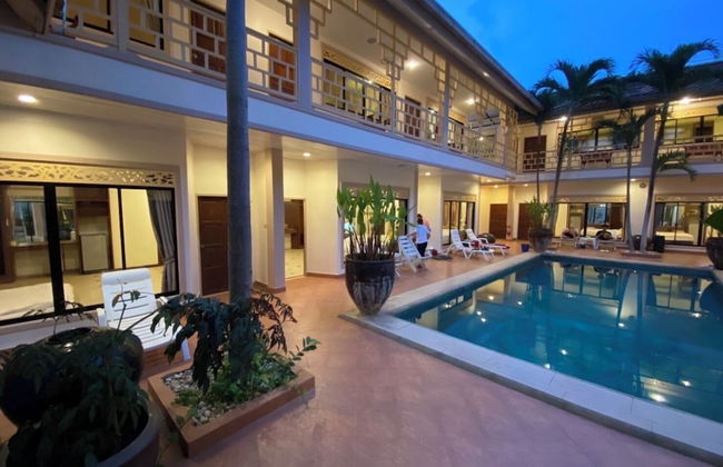 The Royal Seabreeze Pool Villa Pattaya - Photo 1