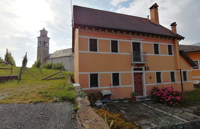 Charming Alpine Retreat for 9 - Photo 37