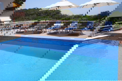 Foto 20 - Villa in the Balearics With Swimming Pool