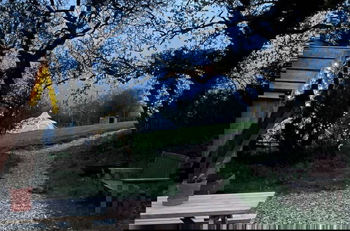 Foto 1 - Nest and Nurture
