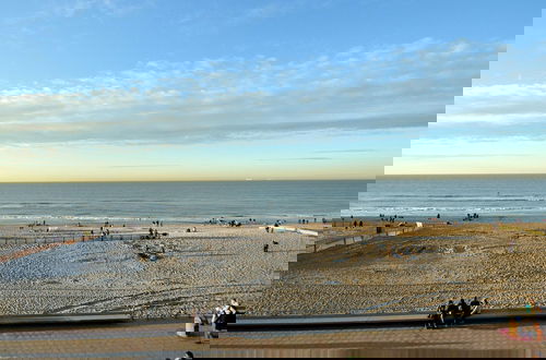 Photo 17 - Golden Beach 0203 With Sea-view in De Haan