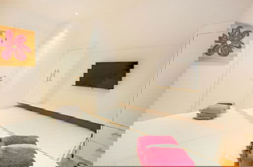 Photo 3 - 
