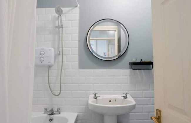 Bright & Stylish 1BD Flat - Temple Bar - Photo 12