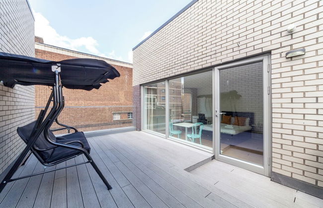 Stunning 5 Bedroom Retreat London - Photo 50