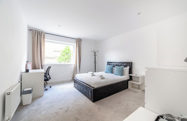 Stunning 5 Bedroom Retreat London - Photo 30