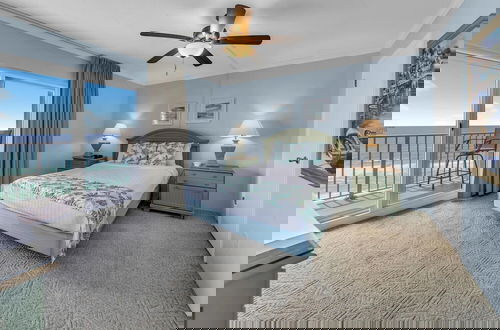 Foto 4 - Moonspinner 813a