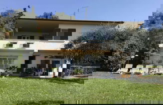 Foto 1 - Spacious Villa in Torri del Benaco With Garden