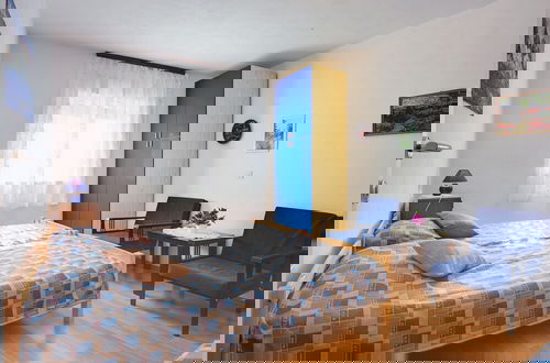 Foto 3 - Apartment With Balcony and sea View