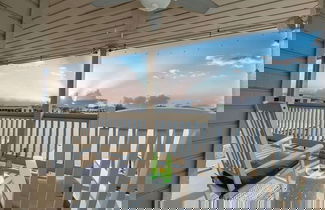 Foto 1 - Cape Terrace Waterfront Oasis