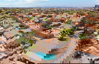 Foto 1 - Red Mountain Retreat 5 BDR w/ Heated Pool!