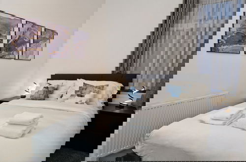 Foto 6 - ExCel London City Airport King Beds