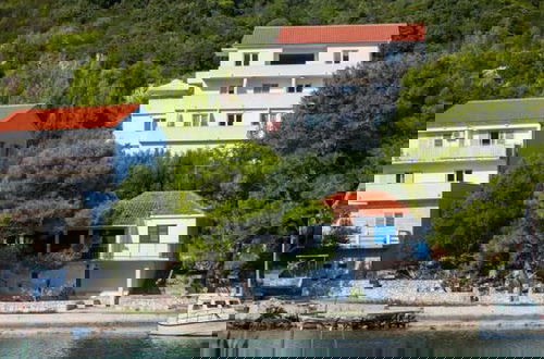Foto 5 - Apartments Bruna Lastovo-standard One Bedroom Apartment With Balcony and Sea View-crveni