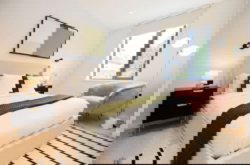 Foto 2 - The Brondesbury Place - Bright 2bdr Flat With Balcony + Parking