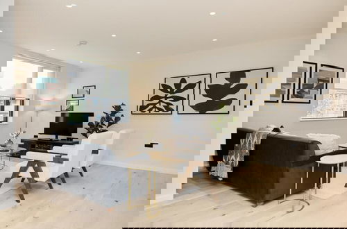 Foto 18 - The Brondesbury Place - Bright 2bdr Flat With Balcony + Parking