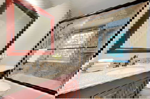 Foto 39 - Evian 237