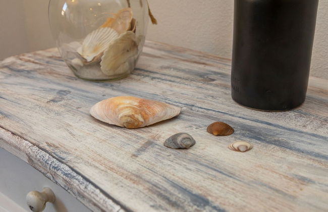 Cozy Holiday Home 3 Minutes From the Beach! - Foto 9