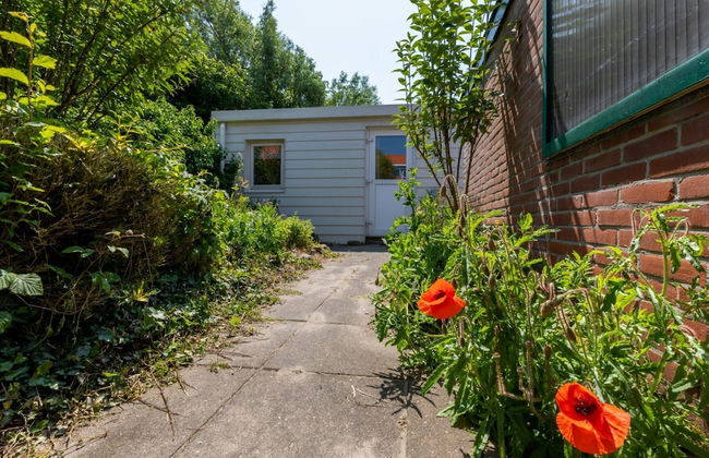 Cozy Holiday Home 3 Minutes From the Beach! - Foto 15