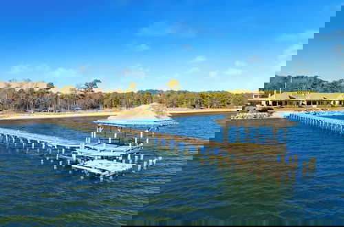 Foto 49 - Bay Estate by Avantstay Waterfront, Private Pond