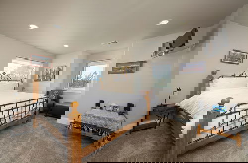 Photo 3 - 6BR 5 King Beds EV 10min Downtown