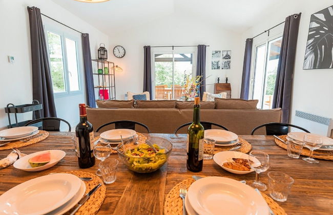 Spacious and Modern Villa With Large Garden and BBQ Area - Foto 22