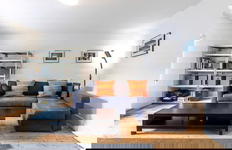Foto 1 - Stylish Chiswick Apartment With a Private Terrace