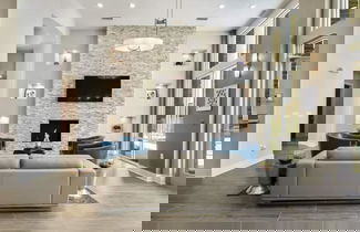 Photo 2 - River House Apartments