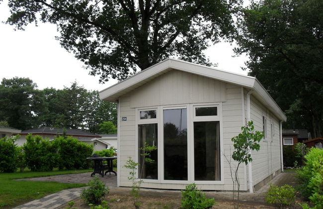 Detached Chalet With Garden and Wifi in Limburg - Foto 1