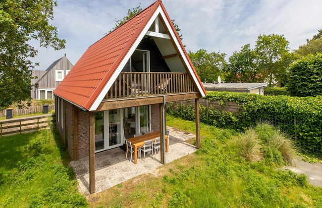 Holiday Home in Renesse Near Seabeach - Foto 1