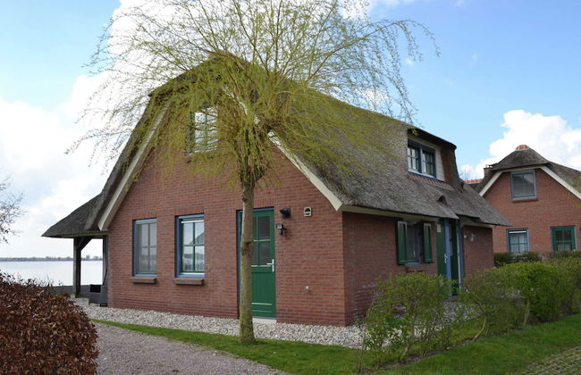 Stylish Thatched Villa with 2 Bathrooms near Giethoorn - Foto 1